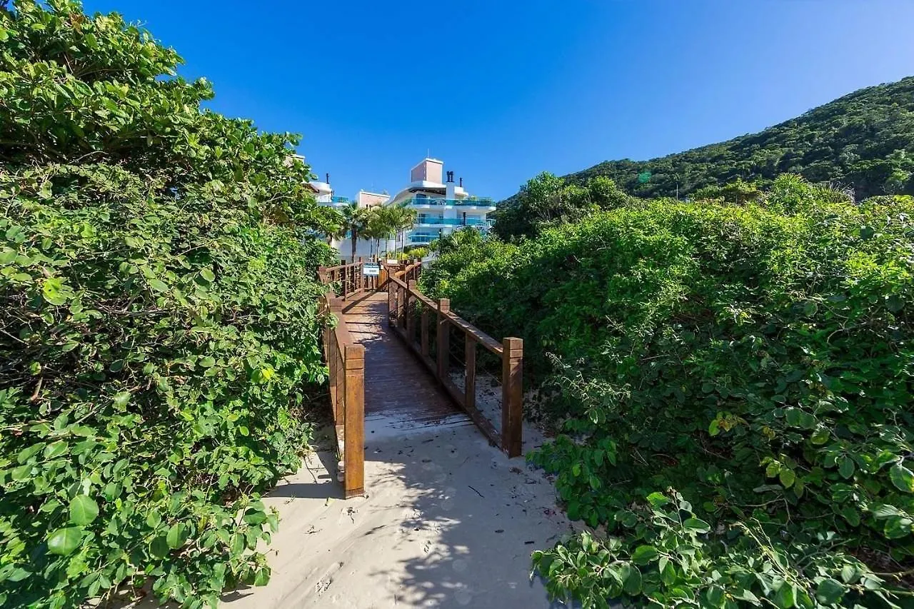 Varandas Do Atlantico 01B - Excelente Apartamento Em Condominio De Luxo A Beira Mar - Piscina Climatizada - Academia - Bombinhas
