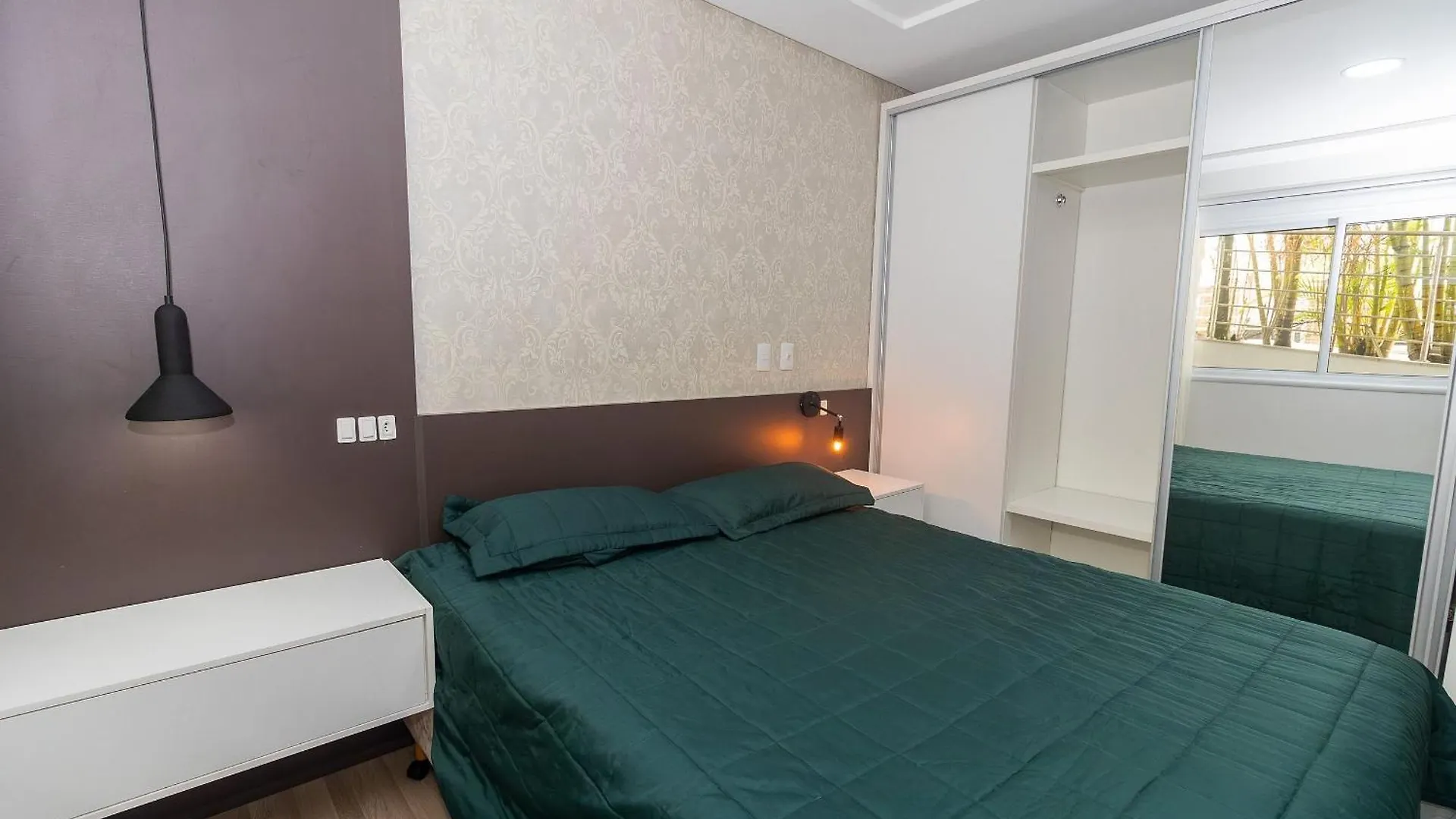 Apartment Varandas Do Atlantico 01B - Excelente Apartamento Em Condominio De Luxo A Beira Mar - Piscina Climatizada - Academia - Bombinhas