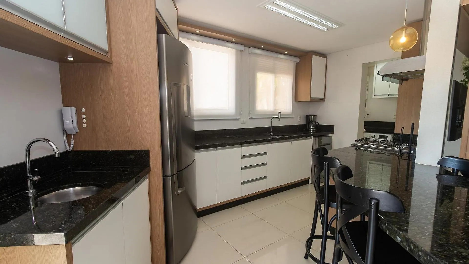 Varandas Do Atlantico 01B - Excelente Apartamento Em Condominio De Luxo A Beira Mar - Piscina Climatizada - Academia - Bombinhas