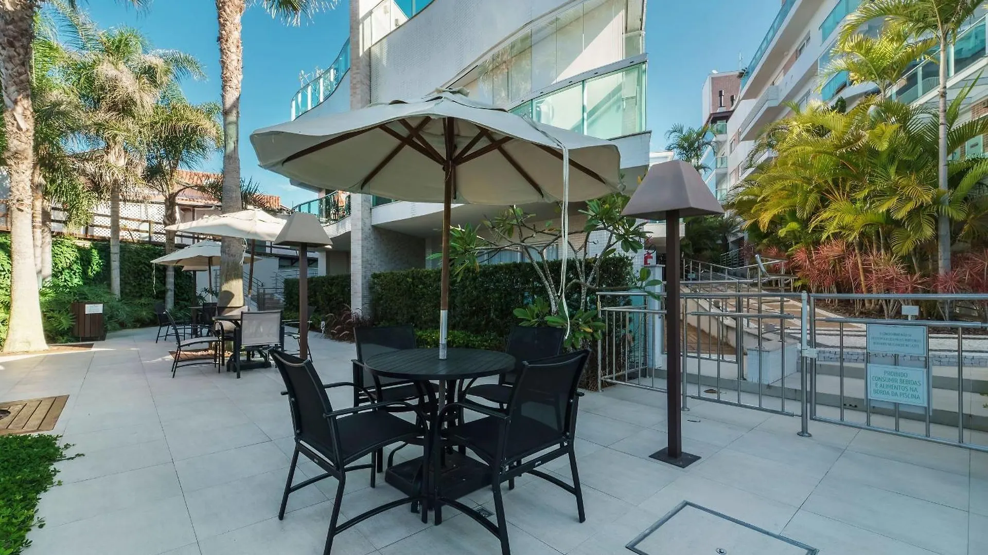 Varandas Do Atlantico 01B - Excelente Apartamento Em Condominio De Luxo A Beira Mar - Piscina Climatizada - Academia - Bombinhas 0*,  Brazil